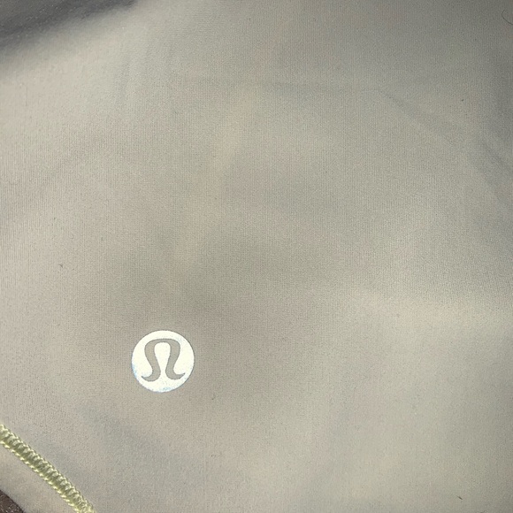 Lululemon Athletic Tank - Picture 4 of 4